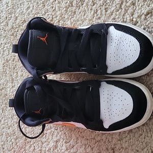 Toddler Mid Air Jordans